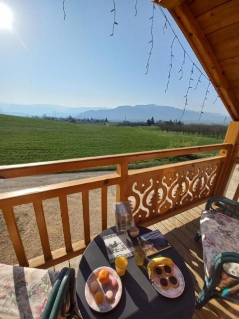 Chalet Le Clos De L'Orme Saint-Lattier Exterior foto